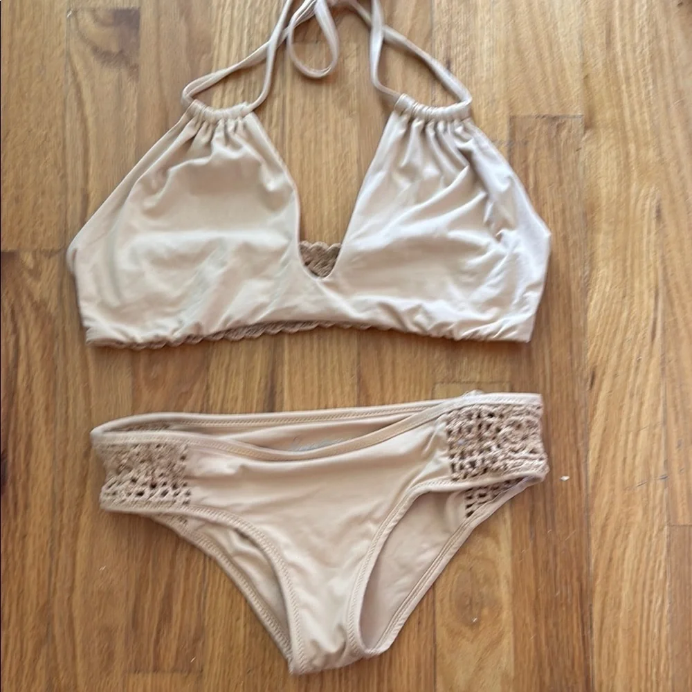 Frankie's Bikinis sz L Tan Bikini Swim Set, crocheted details great condition